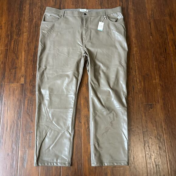 ABERCROMBIE & FITCH The 90s Straight Pants Taupe Vegan Leather NWT - Picture 3 of 15
